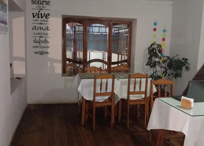 Restaurant - Moisés El Salvador Alloggio in famiglia *